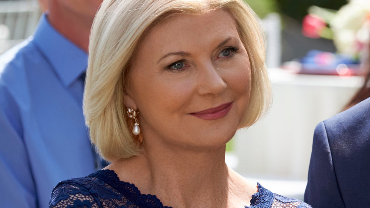 Beth Broderick